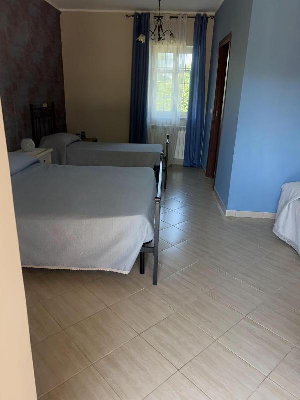 Classic Quadruple Room image 1