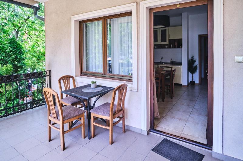 Apartment with Terrace image 2