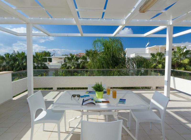 Two-Bedroom Apartment (4 Adults) image 3