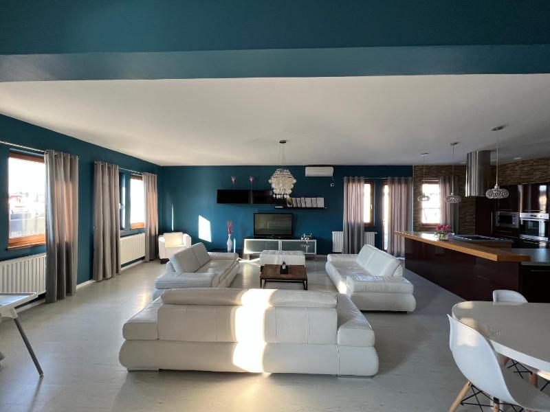 Luxury Crystal apartments - image 11
