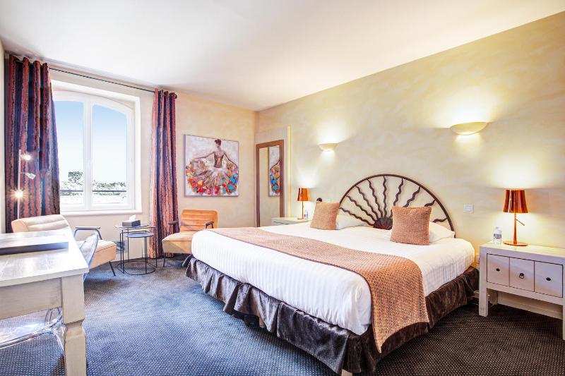 Double Room image 1