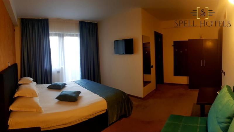 Comfort Triple Room image 3