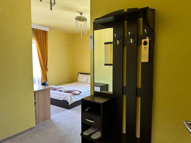 Double Room with Terrace image 1