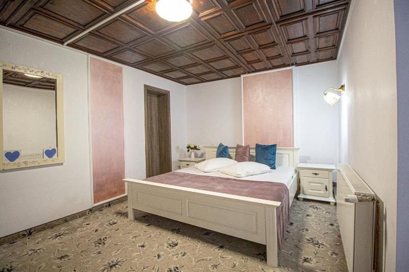 Superior Suite image 1