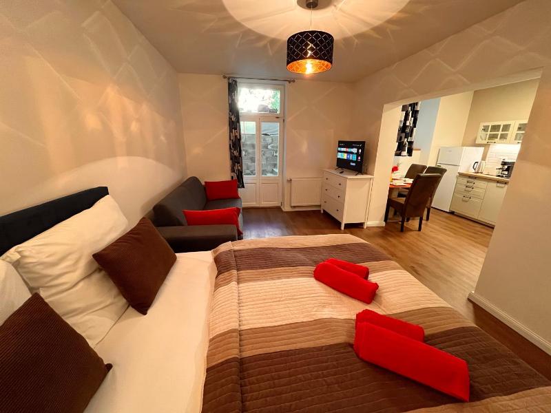 Amazing Apartment Zborovska - image 13
