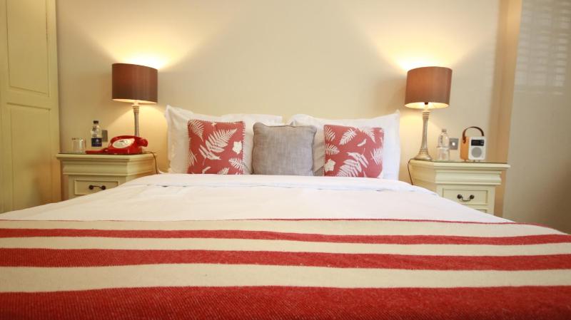Family Suite (2 Adults + 2 Children) image 3