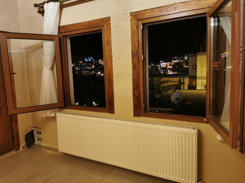 Deluxe Room image 4