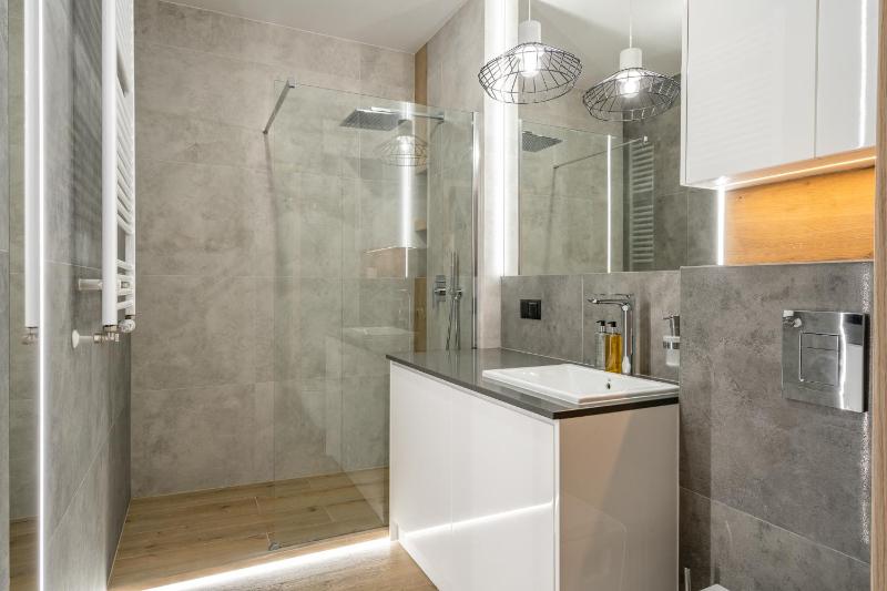 RentPlanet - Apartament Małopanewska - image 13