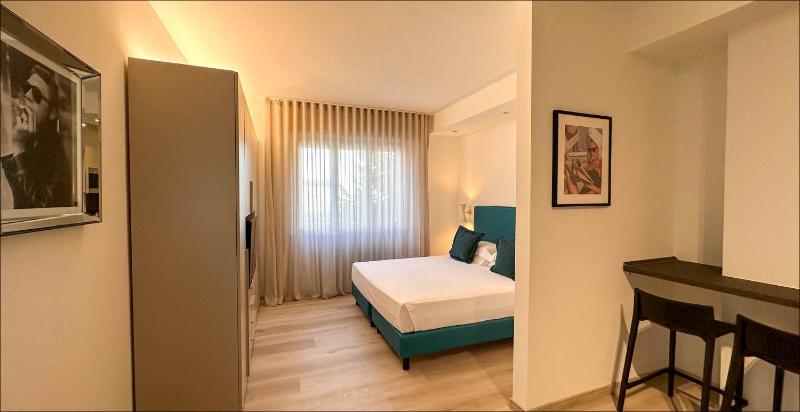 Studio Apartment image 1