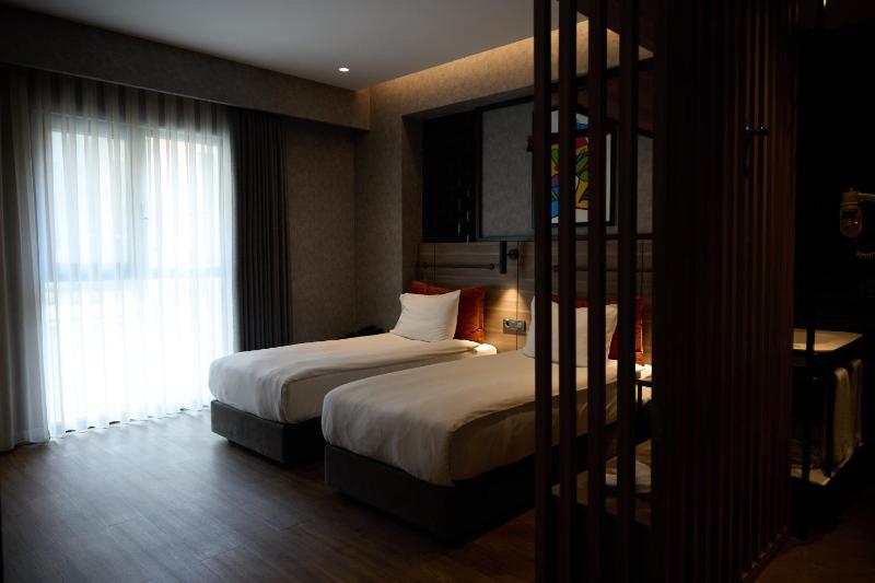 Superior Double or Twin Room image 2