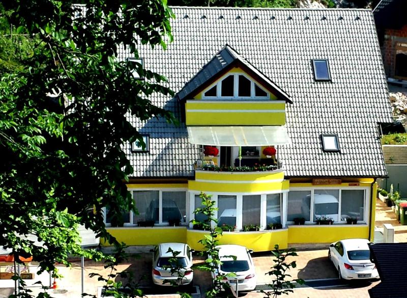 Apartments Violeta - image 1