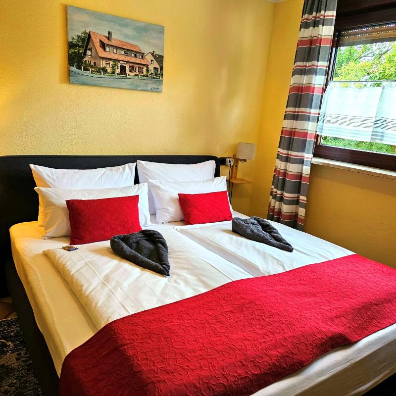 Standard Double Room image 1