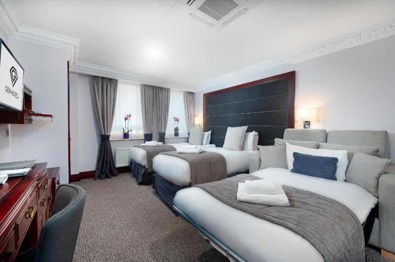 Comfort Triple Room image 4