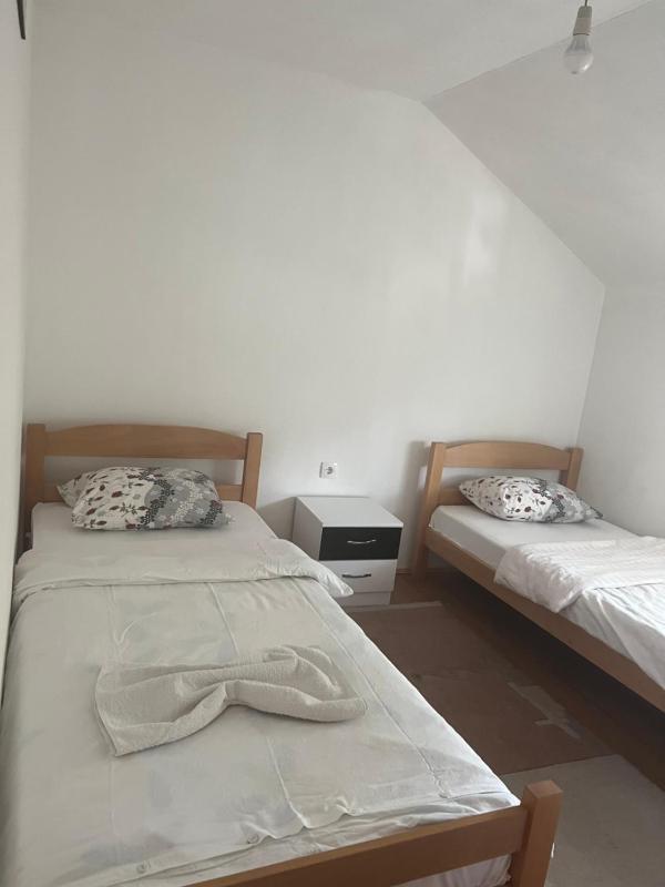 Classic Triple Room image 3