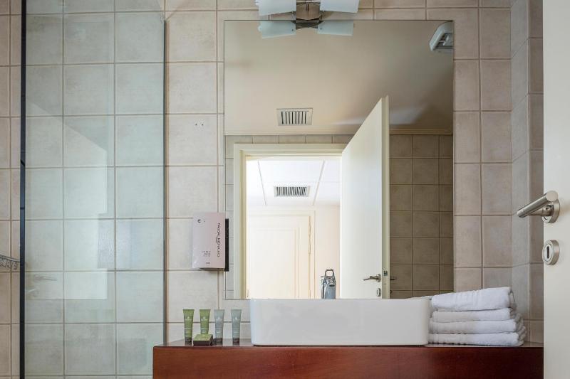 Superior Room image 4