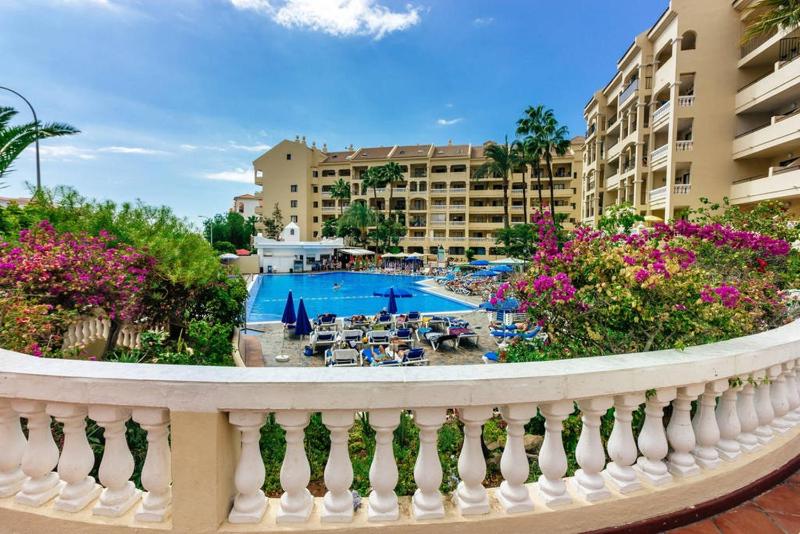 Los Cristianos apartment with sea views C109 - image 4