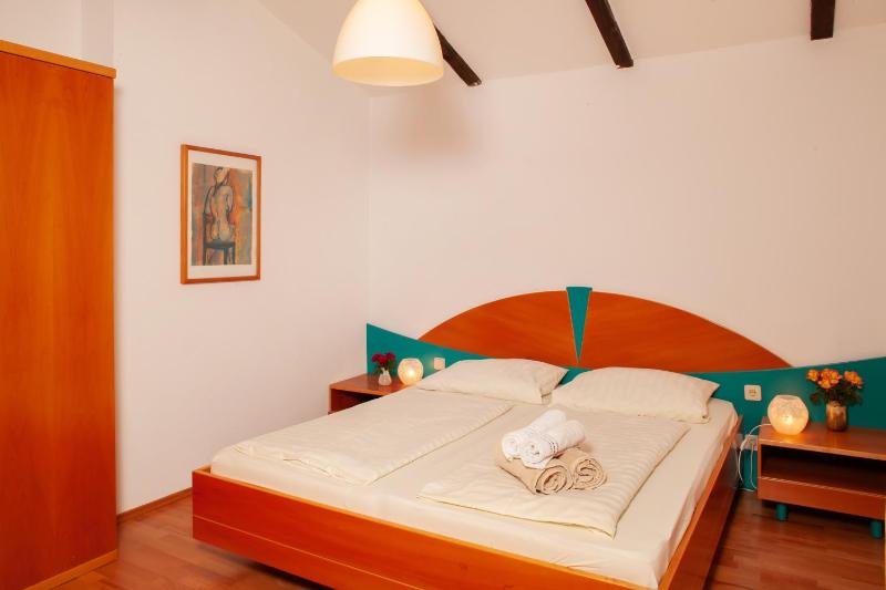 Three-Bedroom Apartment with Balcony image 3