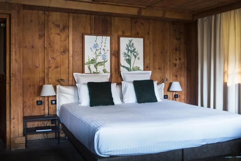 Prestige Double or Twin Room with Fireplace - La Ferme image 1