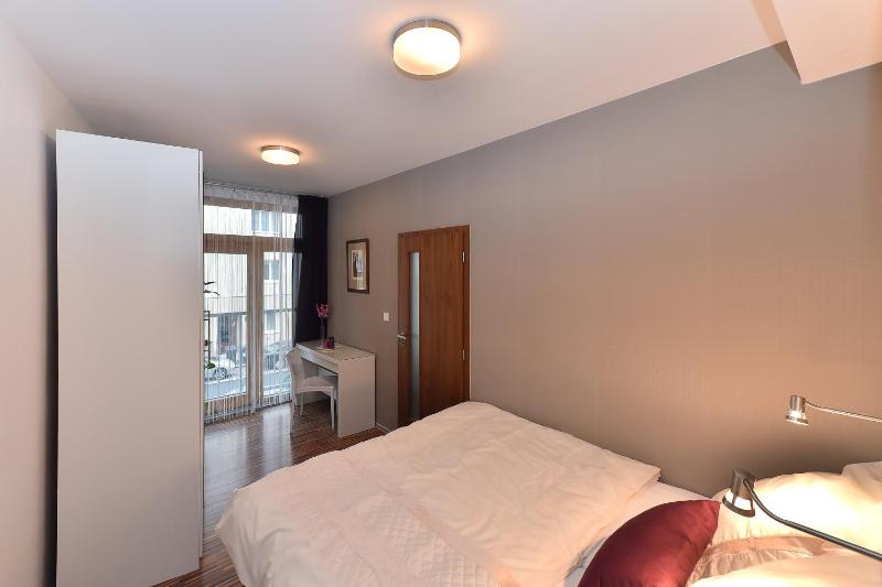 One-Bedroom Apartment image 1