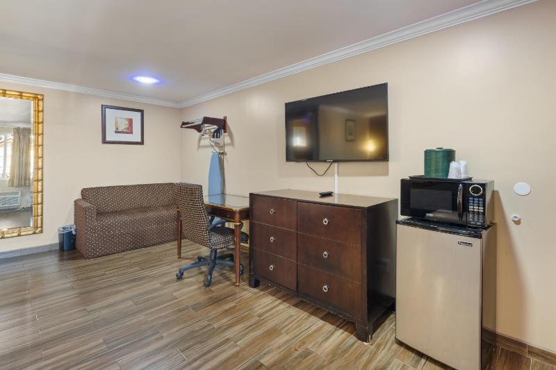 Executive Double Suite image 2