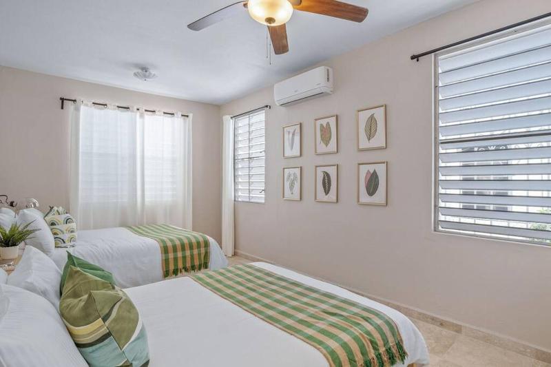 One-Bedroom Apartment image 2