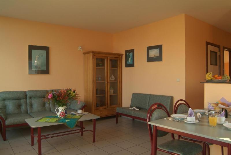 Holiday Home (5 Adults) image 2