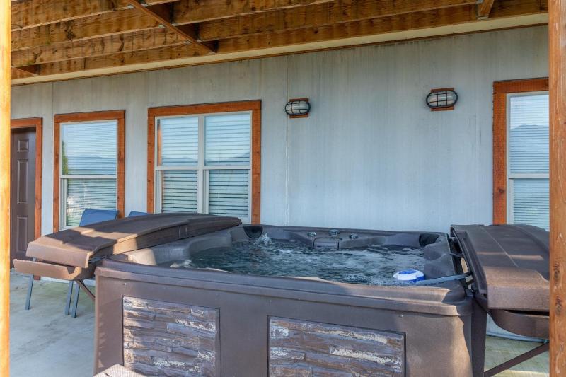 A View To Remember Indoor Pool Hot Tub Game Room Theater Room View Attraction Tickets - image 4