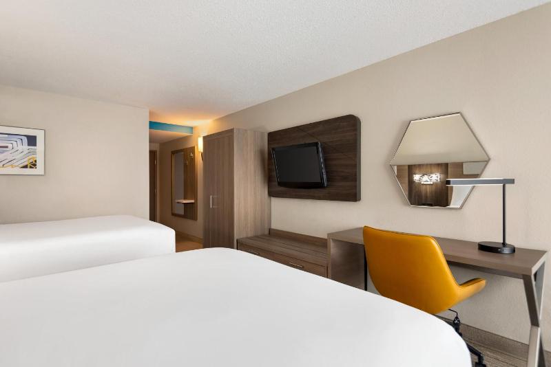 Standard Room image 3