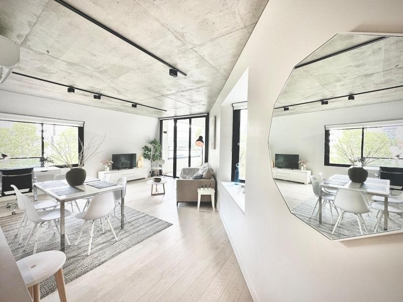Stunning 2br2ba Apt North Melwi-fifree Parking Images