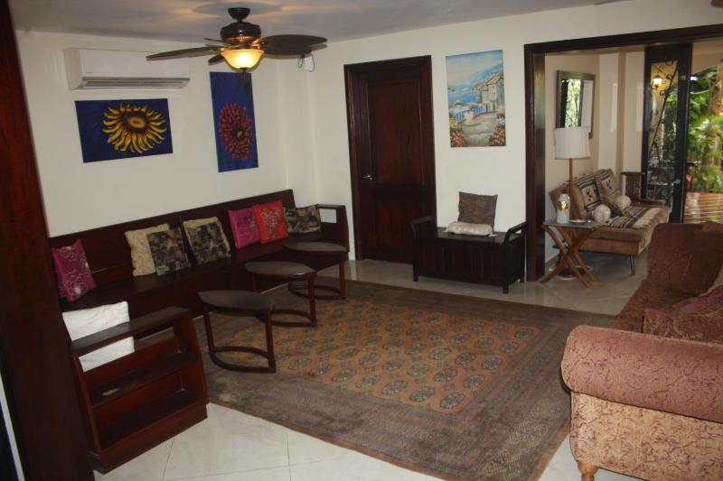 Casa 9 - Entire 4 Bedroom Home Coco Del Mar - image 12