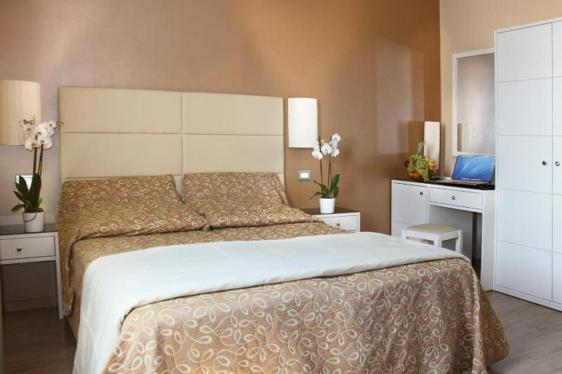 Hotel Regit - image 32