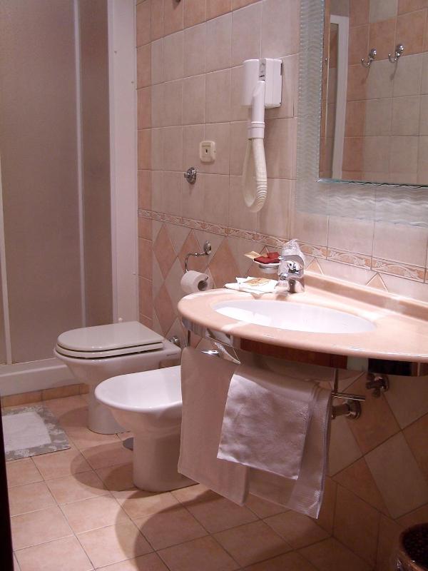 Triple Room image 2