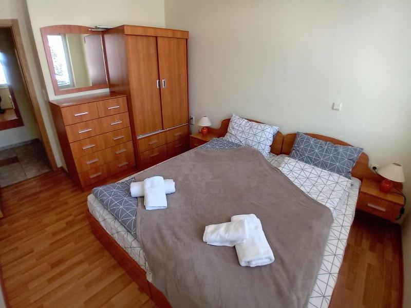 Studio Apartment image 1