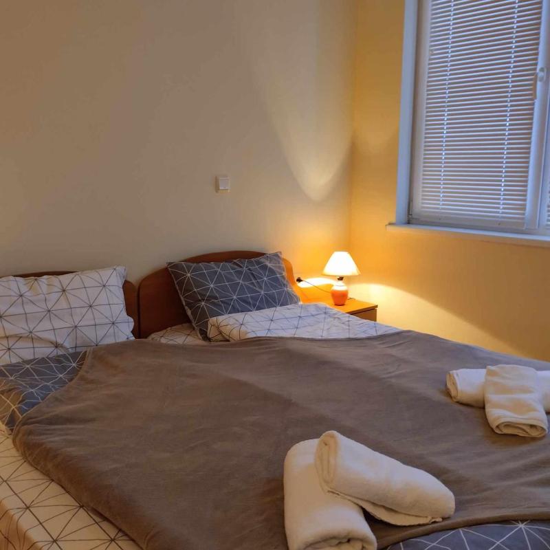 Studio Apartment image 3