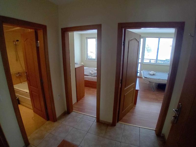 Studio Apartment image 4