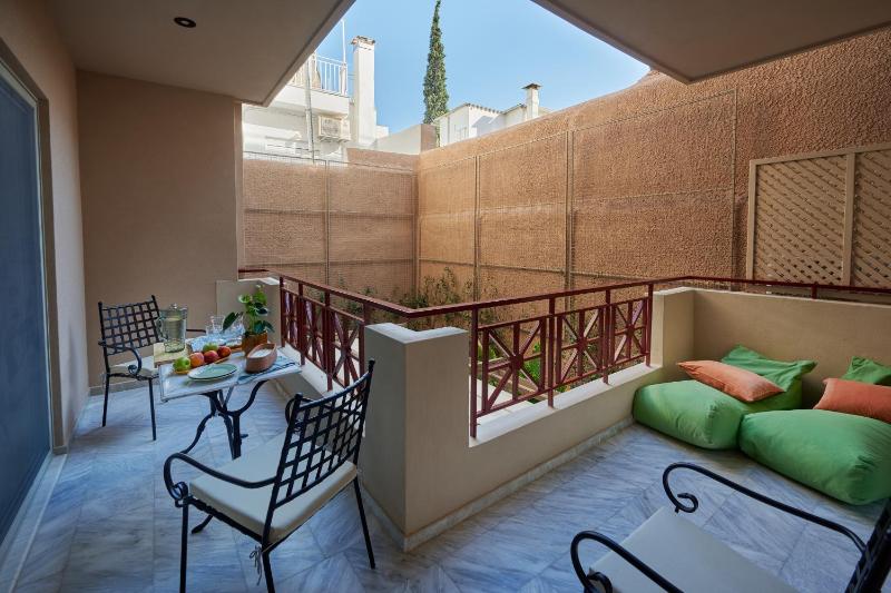 Rastoni Acropolis Uniquely Located Stylish Apartments - image 6
