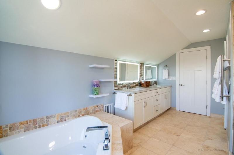 Three-Bedroom Apartment image 2