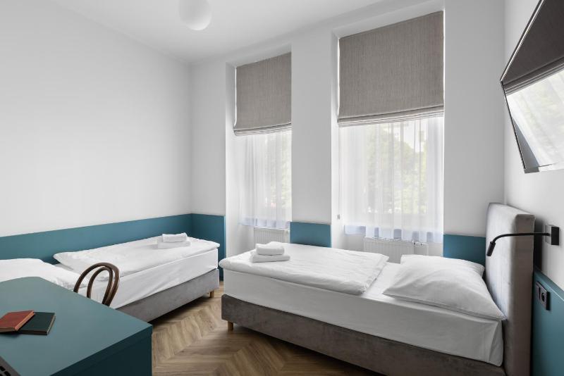 Superior Double or Twin Room image 3