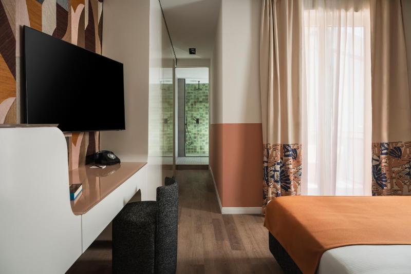 Suite image 2