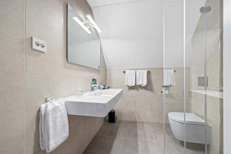 Superior Double Room image 2
