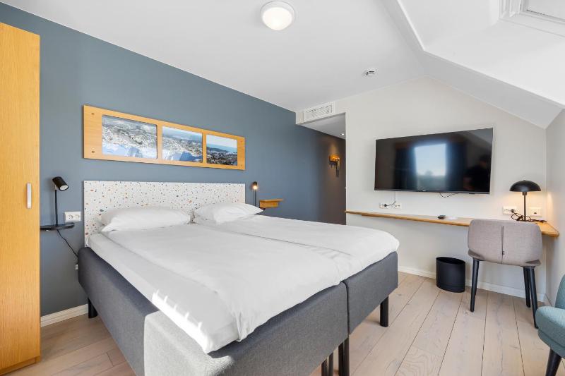 Standard Double Room image 1