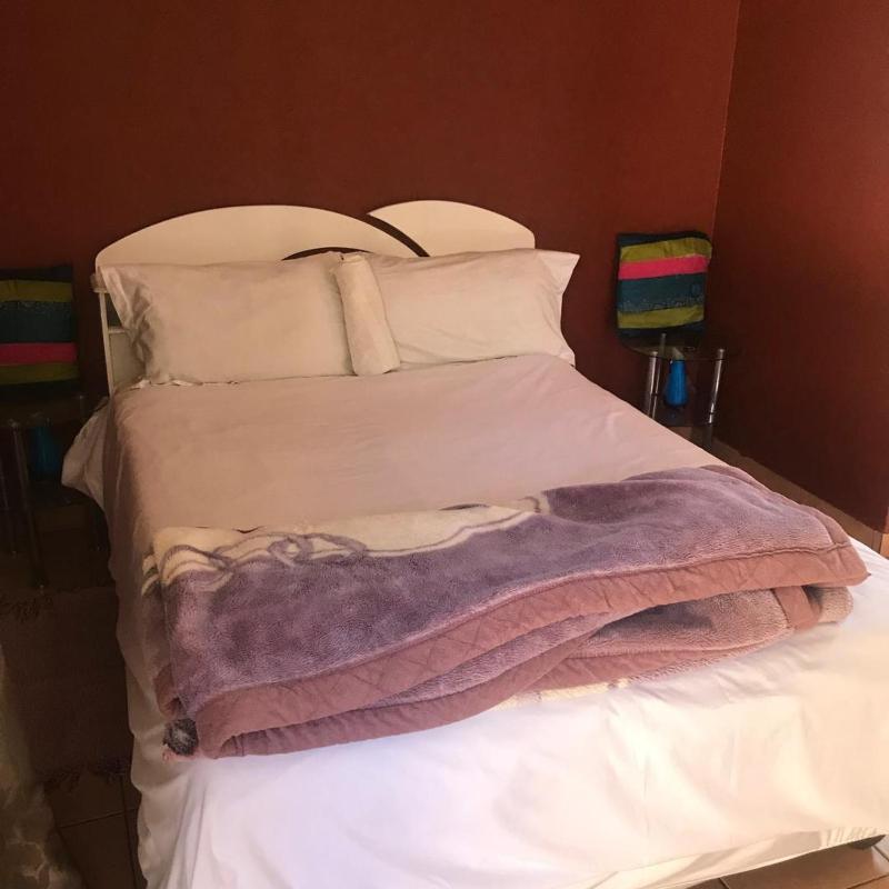 MONGILO GUESTHOUSE - image 7