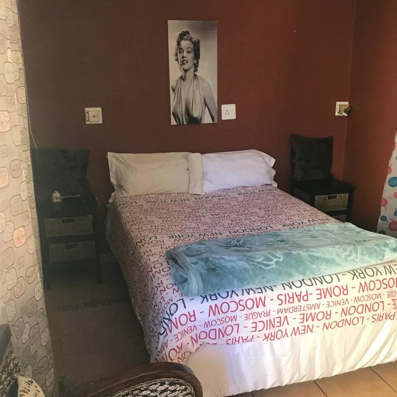 MONGILO GUESTHOUSE - image 8