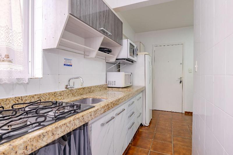 Apartamento a 50m da Praia de Bombinhas - image 15