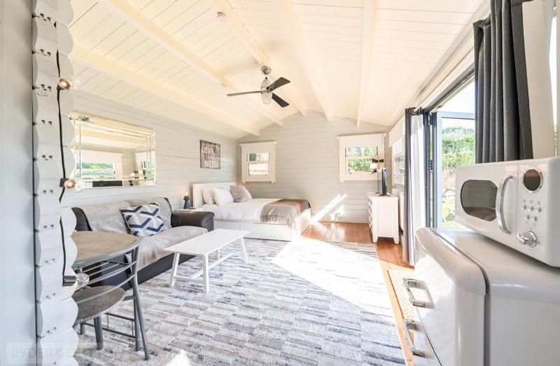Chalet image 2