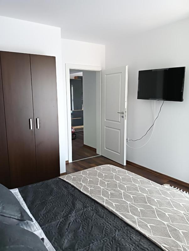 Charlye Apartament - image 17