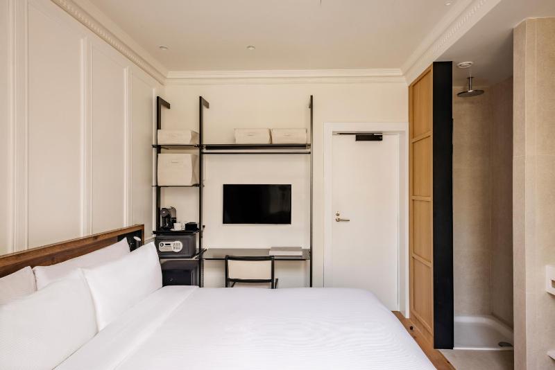 Double Room Classic image 1