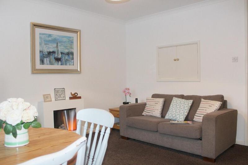 Shirebrook House - image 8