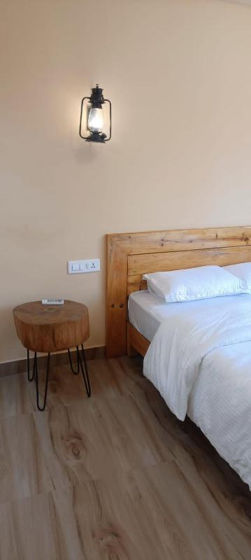 One-Bedroom Apartment with Balcony and City View image 1
