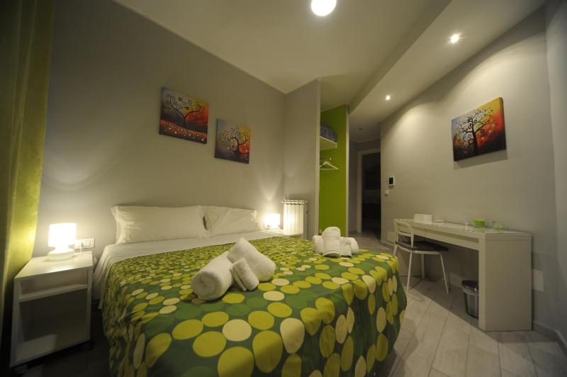 Superior Double Room image 3